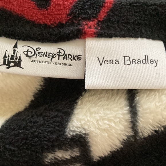 Vera Bradley Blanket - Picture 3 of 5